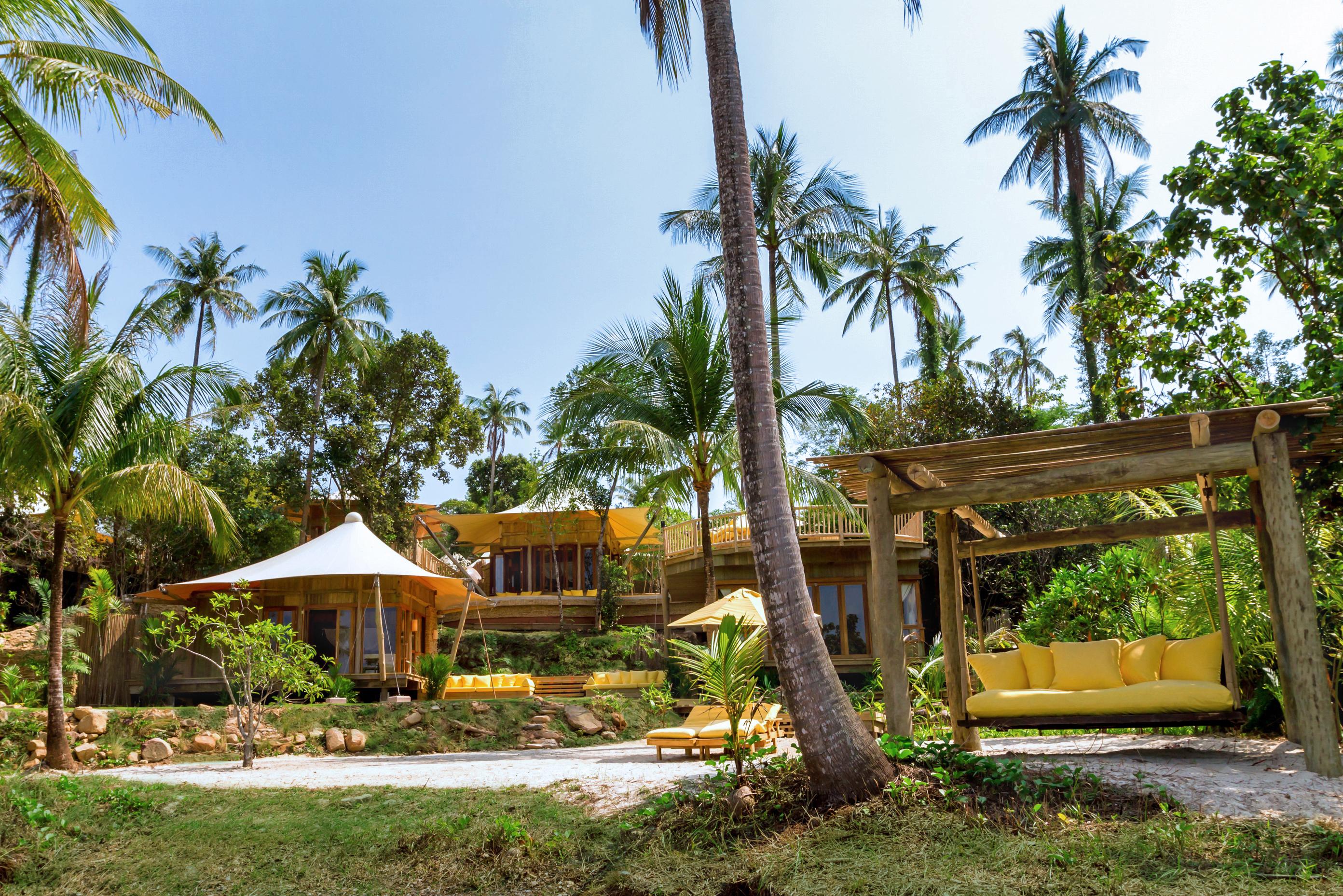 3 Bedroom Beach Pool Reserve